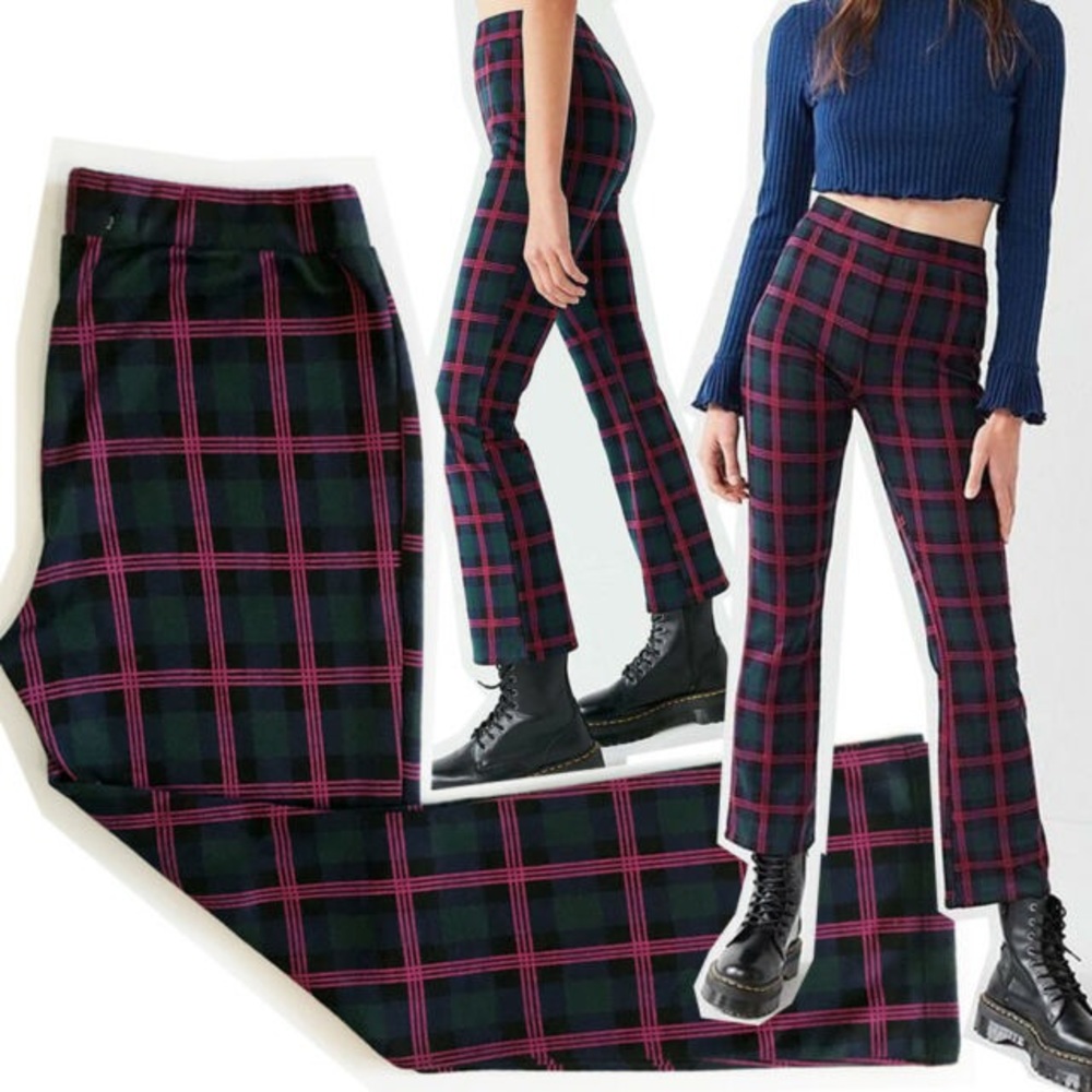 UO PLAID FIT N FLAIRE PANTS